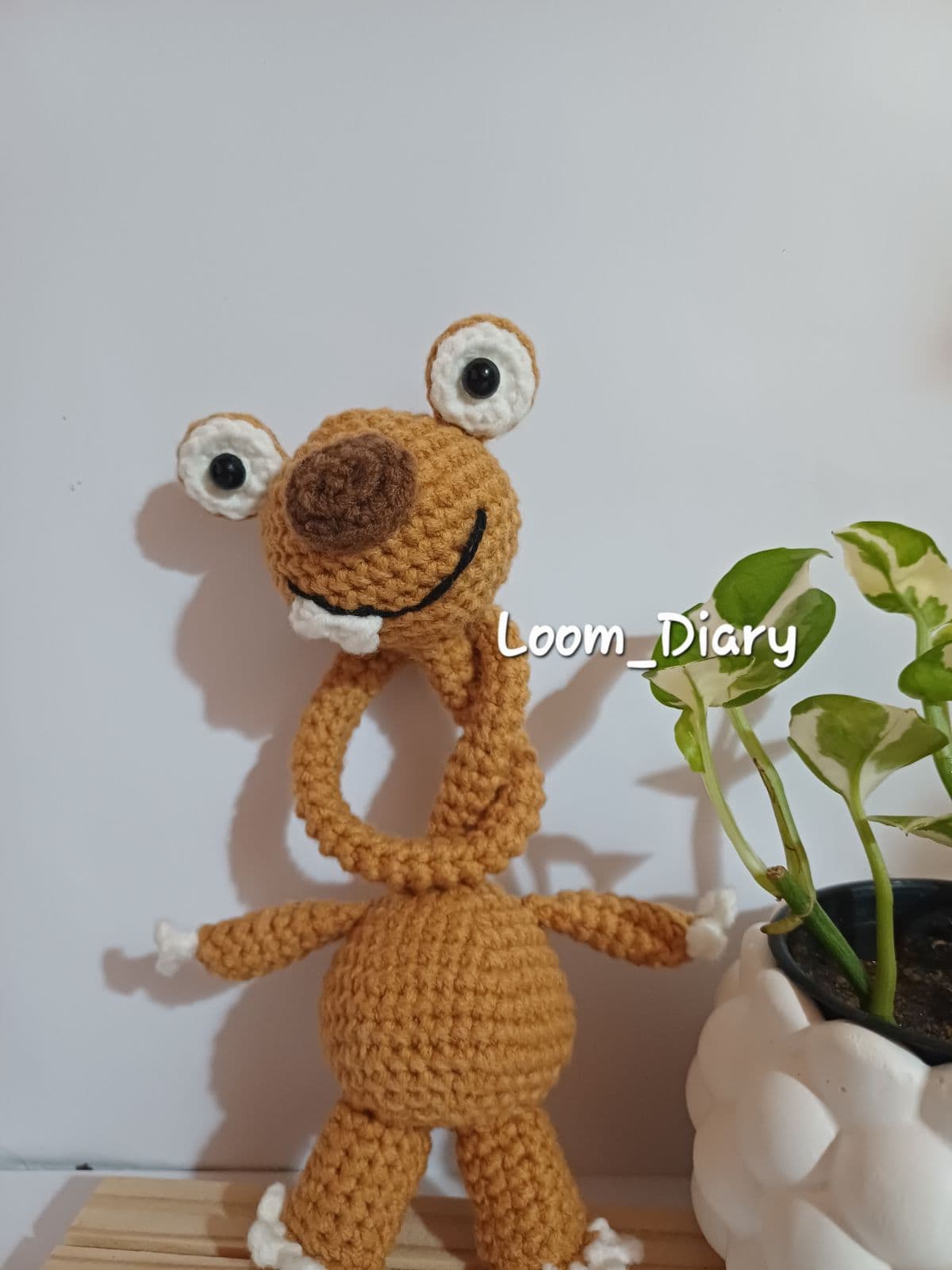Crochet Sid With Long Neck