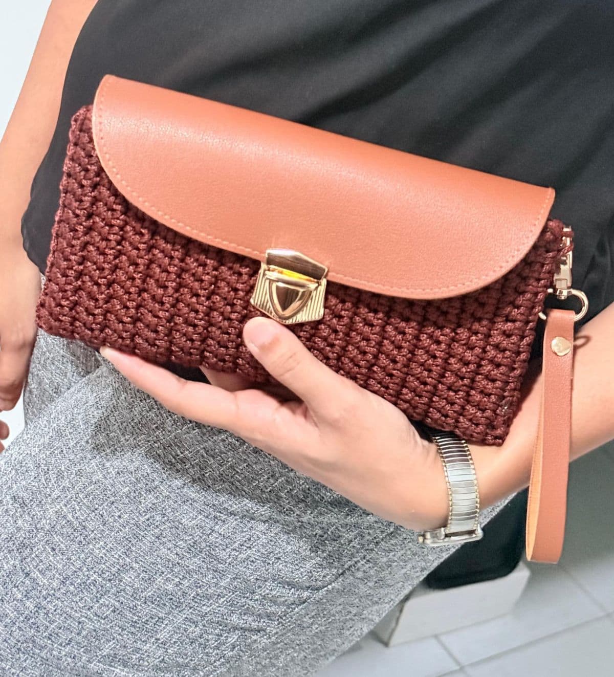 Crochet Luxury Ladies Purse