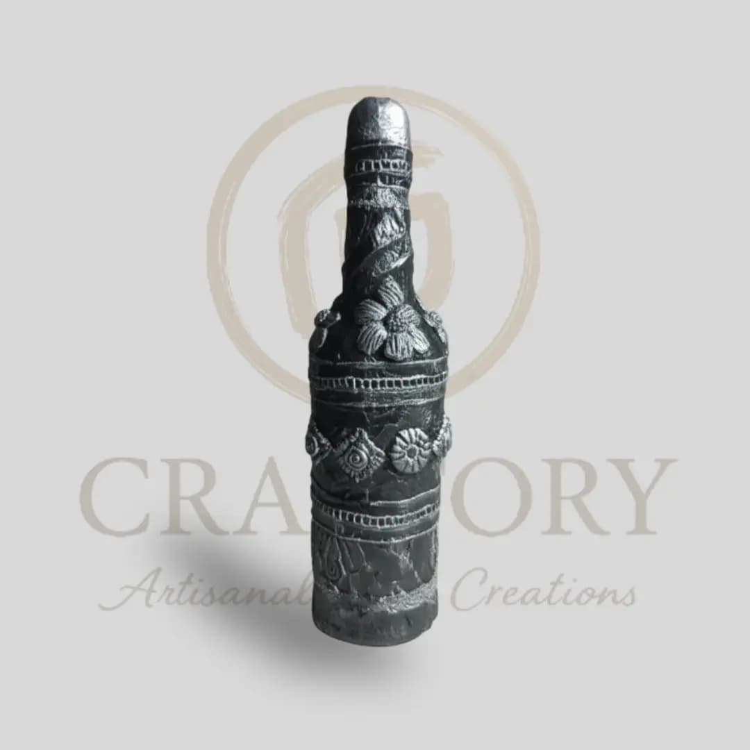 Handcrafted Decorative Whisky Bottle Art – Silver Floral Motif 1